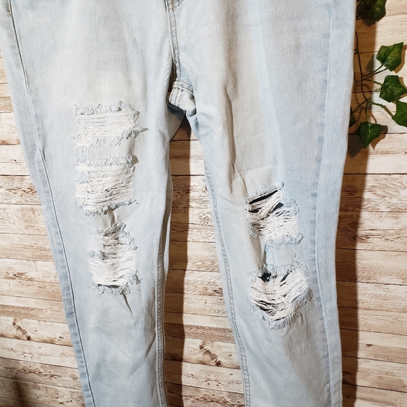 OAT New York High Rise Miami Light Wash Denim Jeans Boyfriend Raw Hem New NWT - Picture 5 of 10